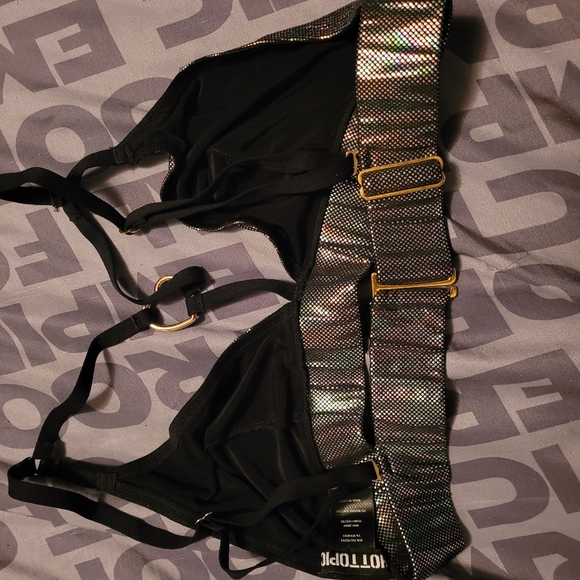 Hot topic bra - Picture 3 of 4